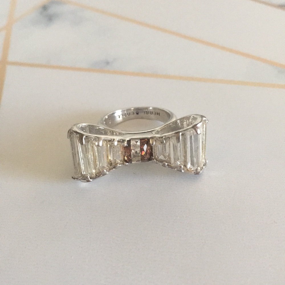 HENRI BENDEL BOW RING